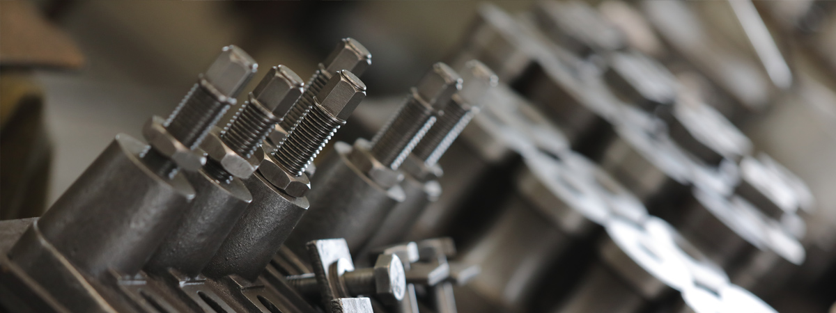 YUZAWAは技術の可能性を求め続ける大型加工メーカーです。